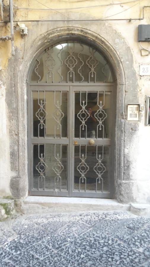 Bed and Breakfast Casa Laura Oliva Mancini Neapel Exterior foto